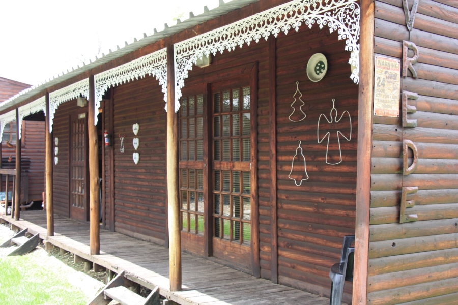 5 Bedroom Property for Sale in Bloemhof North West